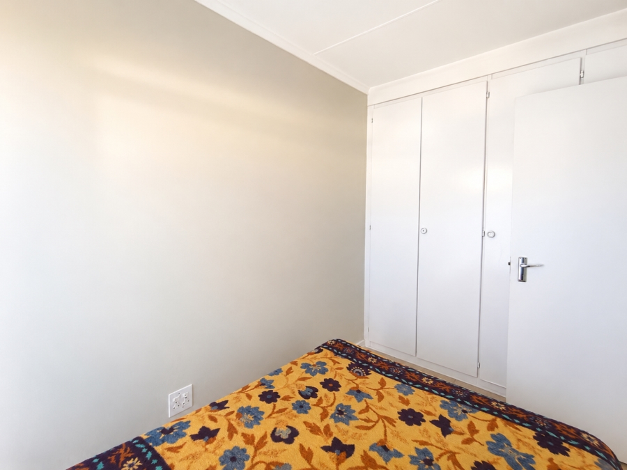 2 Bedroom Property for Sale in Langenhovenpark Free State